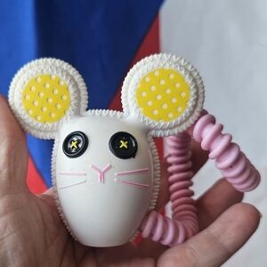 Crumbs Silly Hair Pet